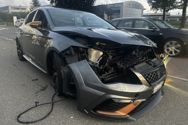 Gossau SG – Automobilist verletzt nach Unfall 