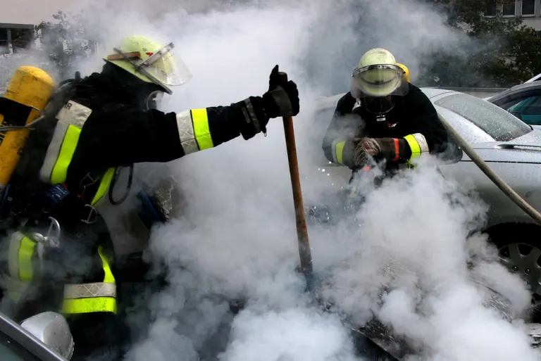 St. Anna am Aigen - Traktor fing bei voller Fahrt Feuer
