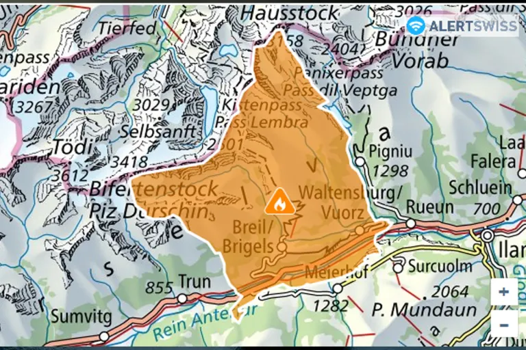 Breil/Brigels GR – Hausbrand verursacht starke Rauchentwicklung
