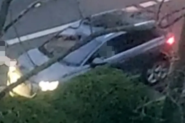 Wiesbaden - Mann mit Messer schwer verletzt