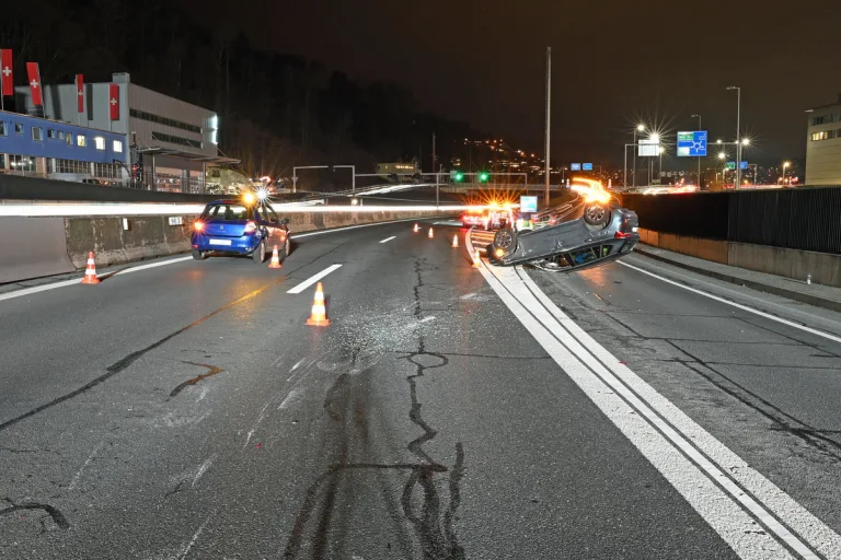 Kriens LU – Verkehrsbehinderungen nach Unfall auf der A2