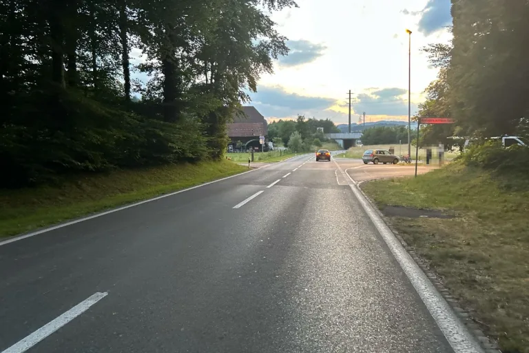 Kölliken AG - Velofahrerin nach Unfall verletzt