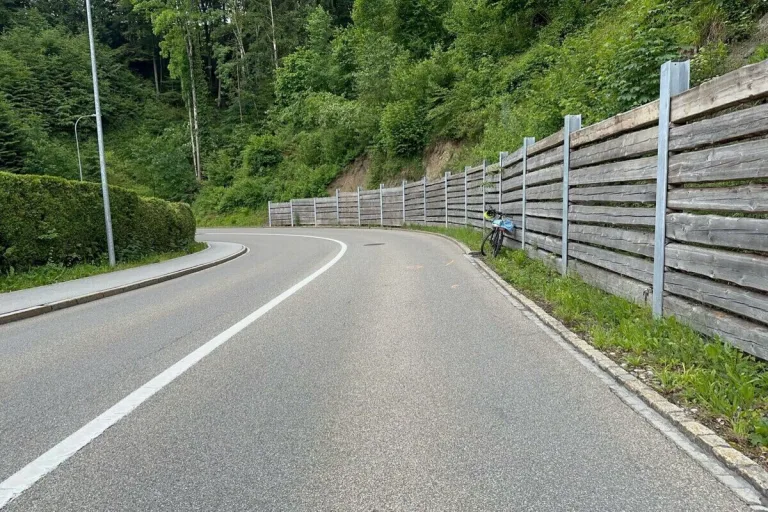 Walzenhausen AR - E-Biker bei Unfall verletzt