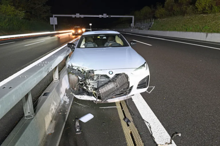 Inwil - A14 LU - Enormer Sachschaden nach Unfall 