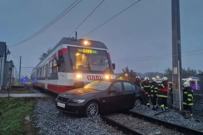 Prambachkirchen – Unfall an Eisenbahnkreuzung