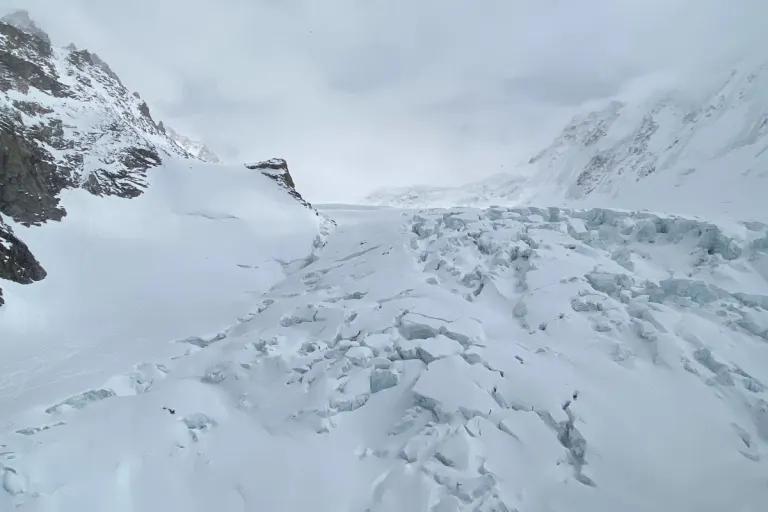 Zermatt VS – Ein Todesopfer bei Spaltenunfall 