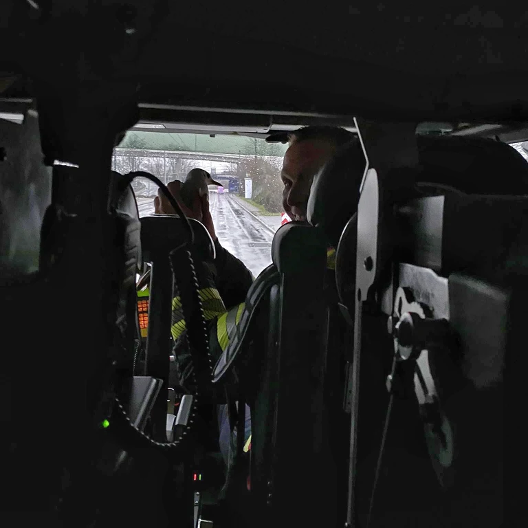 Neuss – Möwe auf Abwegen – Kollision mit Feuerwehrfahrzeug unverletzt überstanden