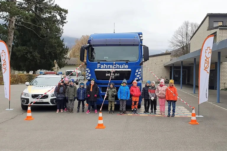 Glarus - Aktion "Toter Winkel" an den Schulen der Gemeinde 