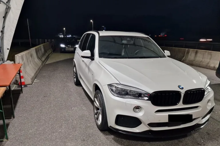 Sigmarszell – Zoll stoppt Schmuggel von BMW aus der Schweiz