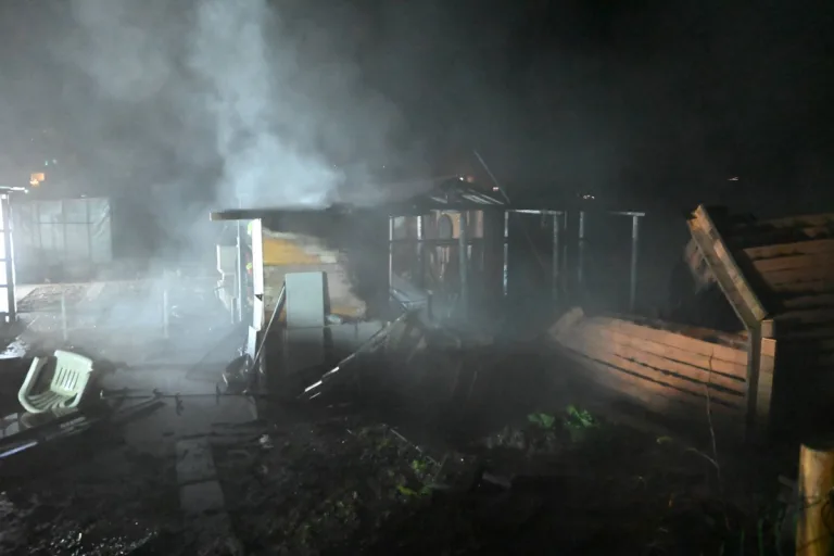  Schmerikon SG - Schrebergartenhaus in Brand geraten