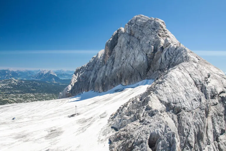 Obertraun – Fünf Personen geraten am Dachstein in Bergnot