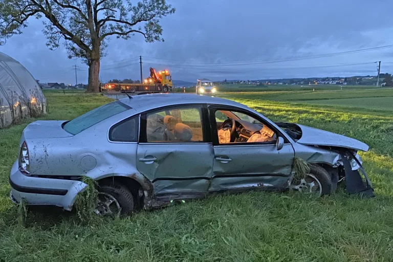Bonau TG - 21-Jähriger verliert Kontrolle über das Auto