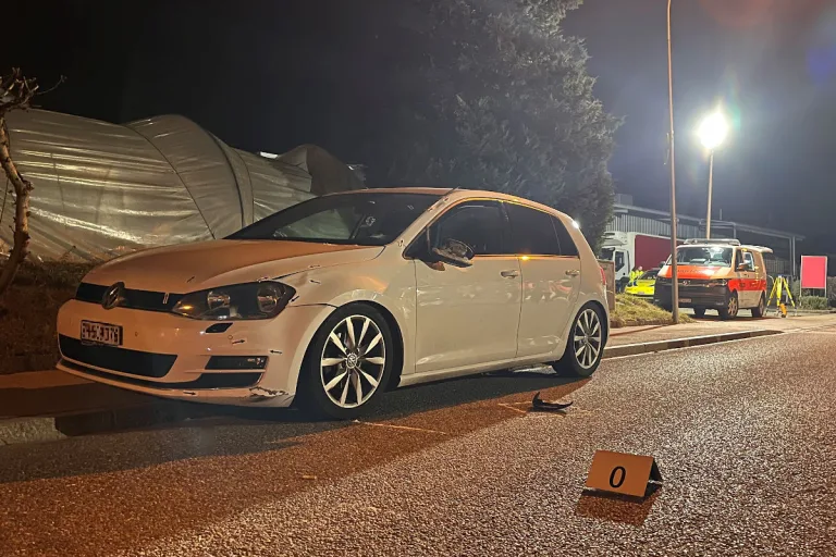 Winkel ZH – Fussgängerin bei Unfall tödlich verletzt