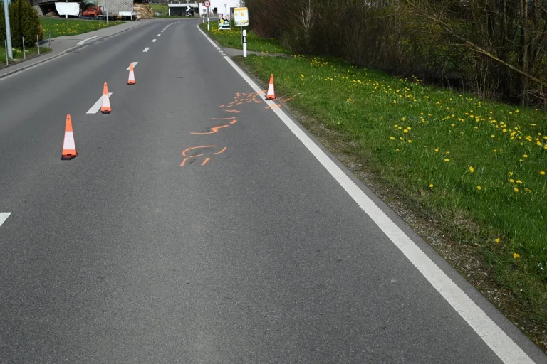Lenggenwil SG - 14-Jähriger wird nach Unfall ins Spital geflogen