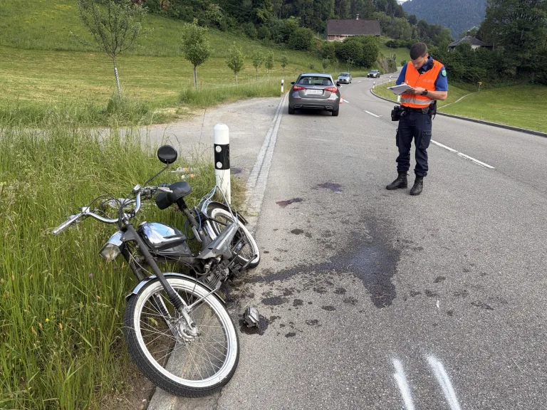 Nesslau SG – Rega nach Unfall im Einsatz 