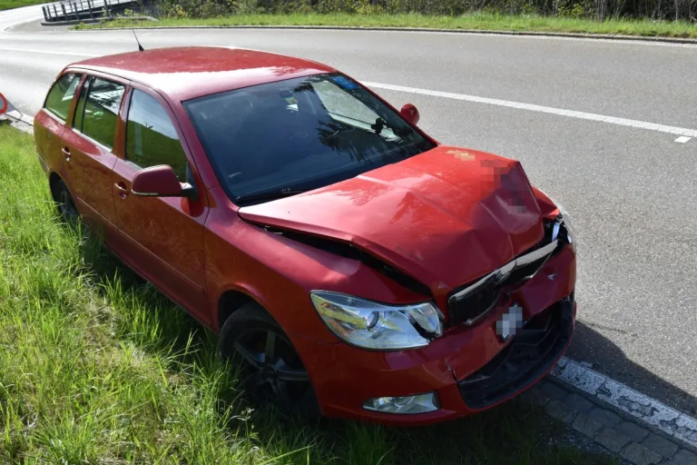 Urnäsch AR - Abruptes Bremsen führt zu Unfall