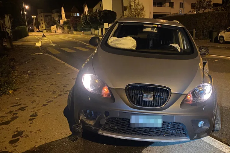 Kreuzlingen TG – Ohne Führerausweis und unter Alkoholeinfluss Unfall gebaut