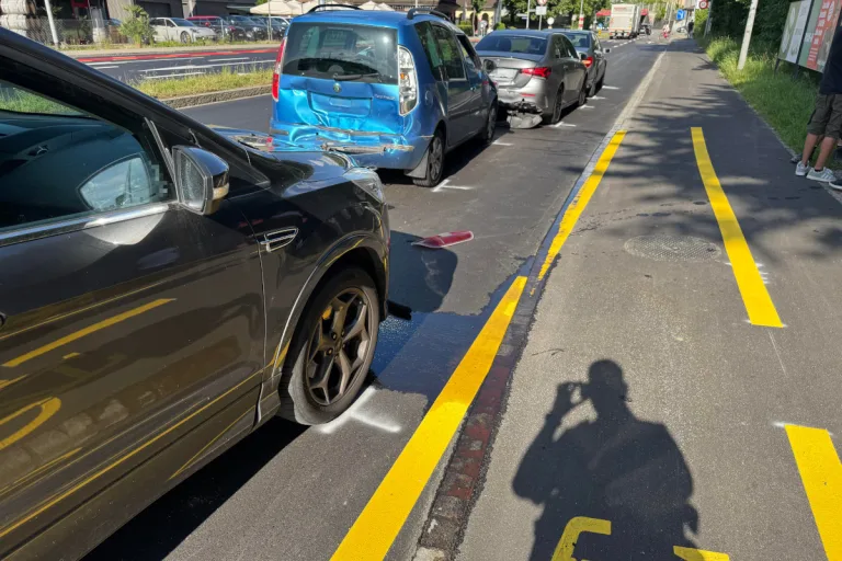 St.Gallen – Unfall im Feierabendverkehr mit vier Autos