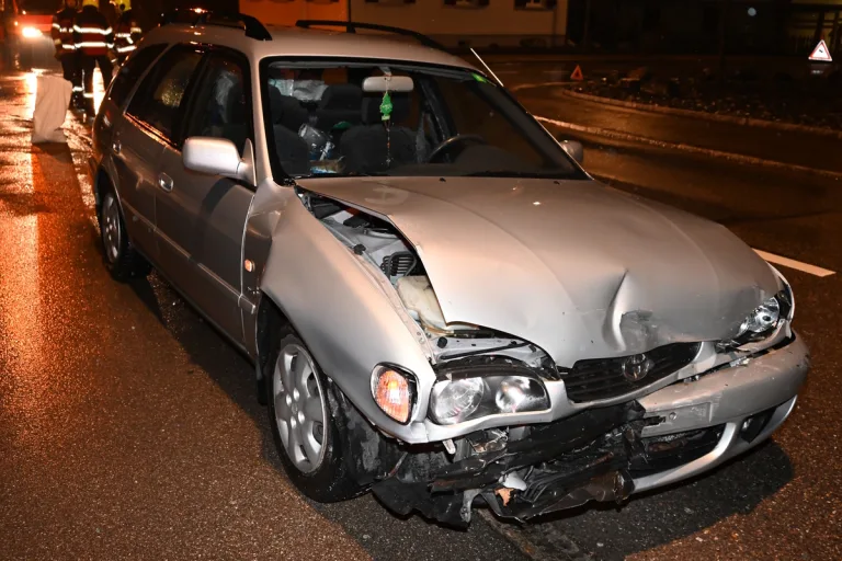 Flawil SG - Unfall im Kreuzungsbereich 