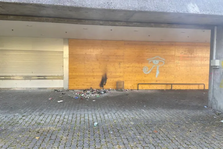 Stein am Rhein SH - Abfallsack mutwillig angezündet  