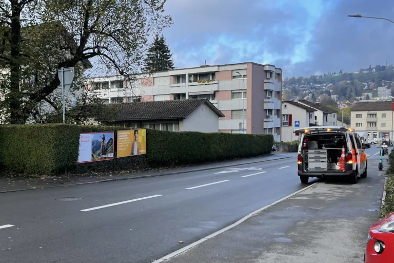 Stadt St. Gallen – Lastwagen kollidiert mit Passantin