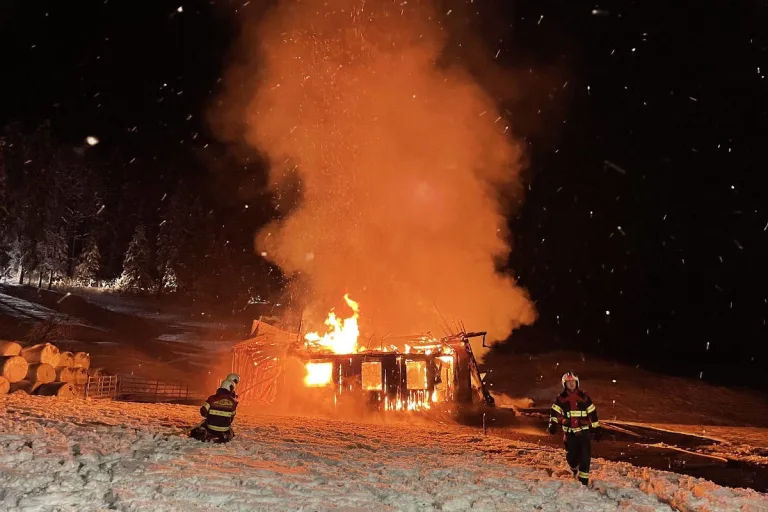 Galgenen / Vorderthal SZ - Keine Brandstiftung 