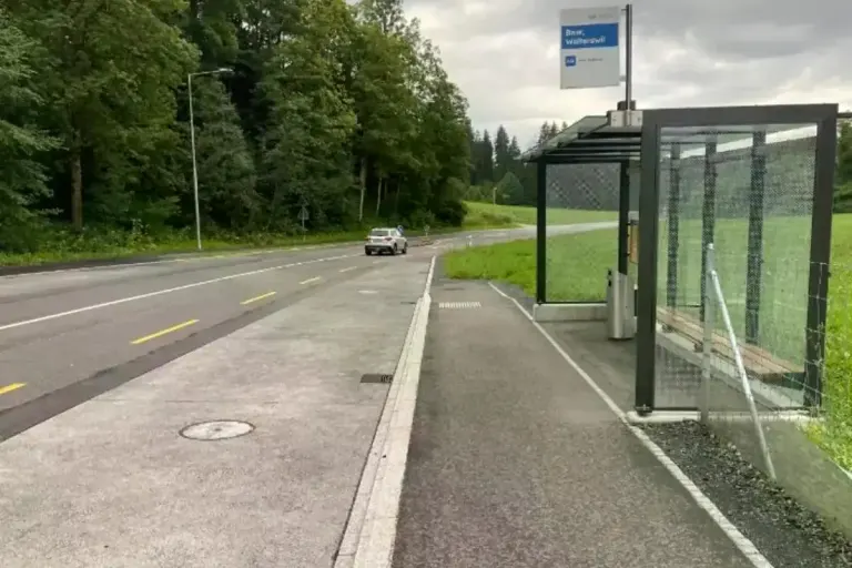 Sperrung in Baar ZG wegen Belagsarbeiten