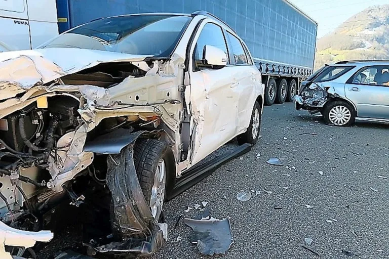 A3 Niederurnen GL – Verkehrsunfall auf der Autobahn