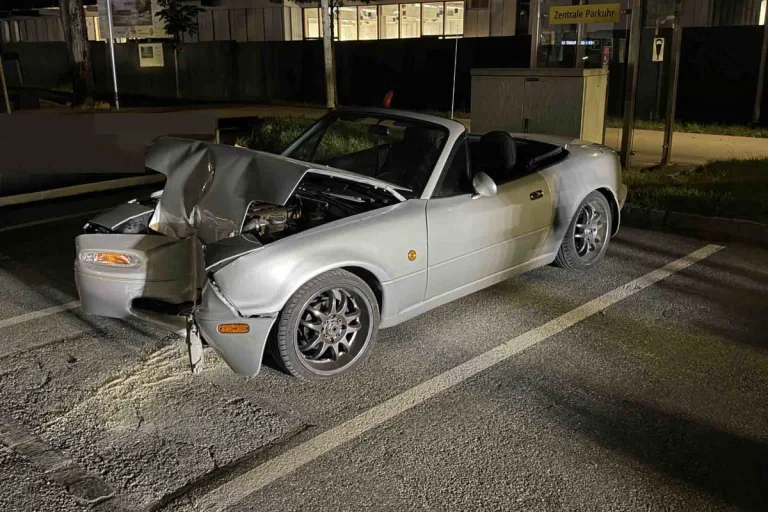 Unfall in Chur GR – Junglenker verliert Kontrolle über Auto