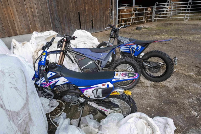 Cazis GR – Vier Einbrecher mit gestohlenen Motorrädern erwischt