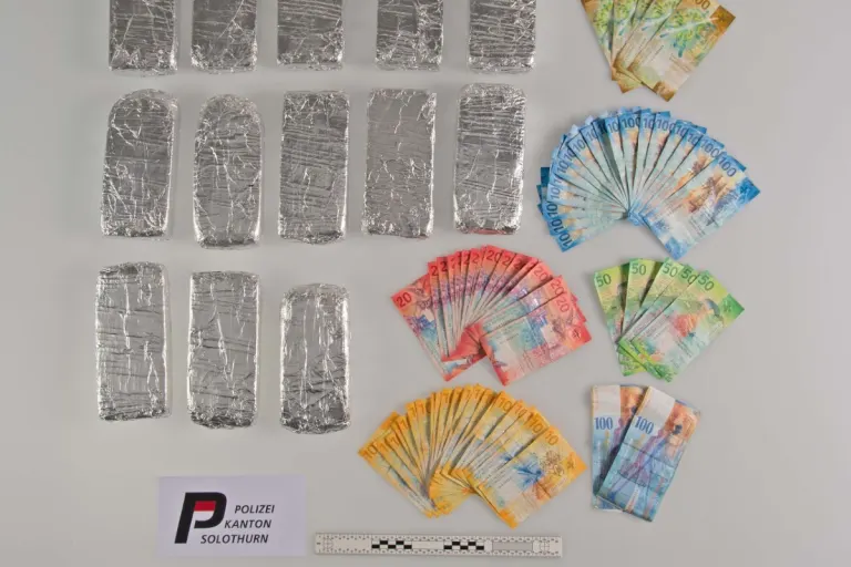 Luterbach SO - 7,6 Kilogramm Heroin und weitere Drogen sichergestellt