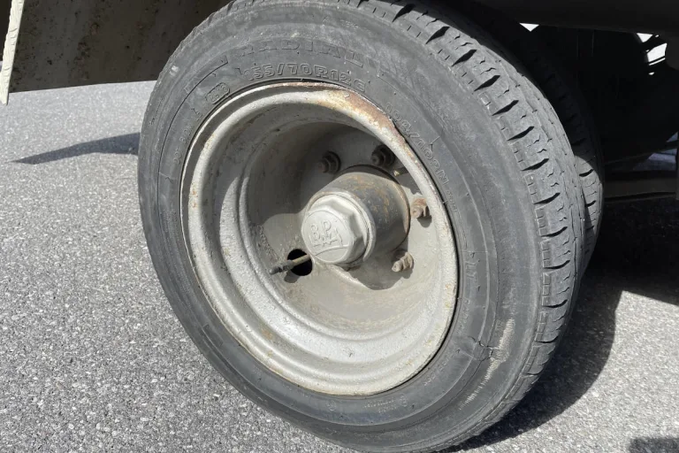 Pfäffikon SZ – Sattelmotorfahrzeug zu schwer und nicht betriebssicher unterwegs