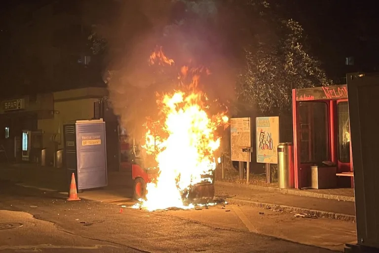  Kanton Basel-Landschaft - Mehrere Einsätze nach unverantwortlichem Umgang mit Feuerwerk
