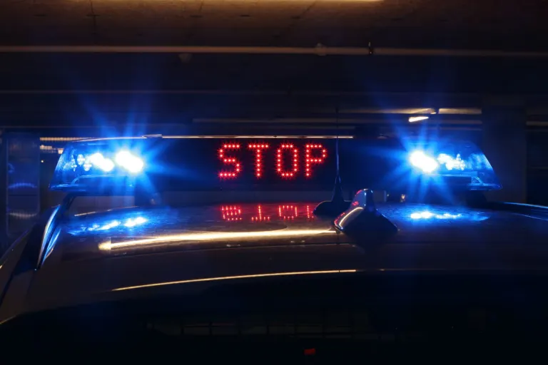 Salzburg - Autofahrer acht Jahre ohne Führerschein gefahren 