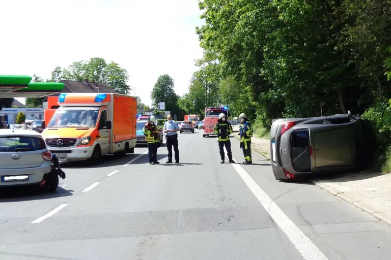 Bochum - Zwei Frauen nach Unfall im Krankenhaus