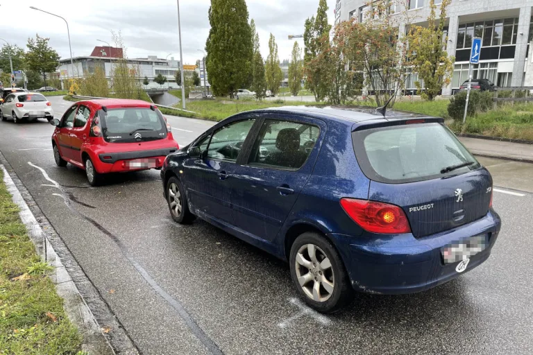 Stadt St. Gallen – Zwei verletzte Personen nach Auffahrunfall