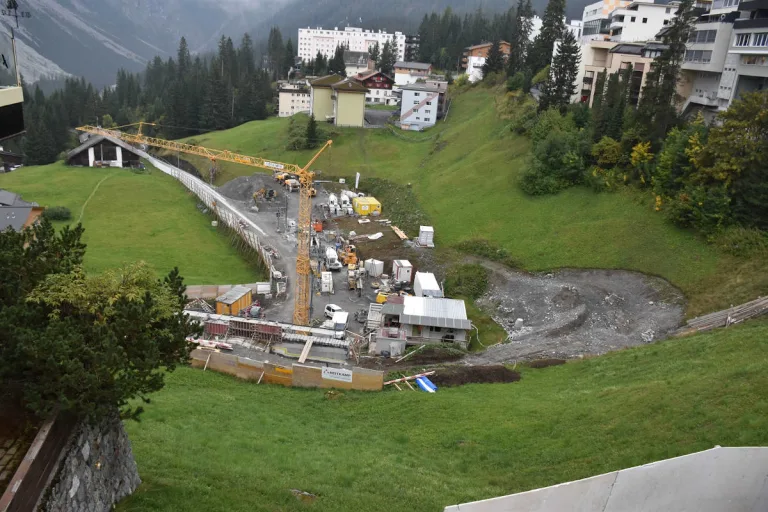 Arosa GR – Zeugenaufruf nach Einbruchdiebstahl in Baucontainer
