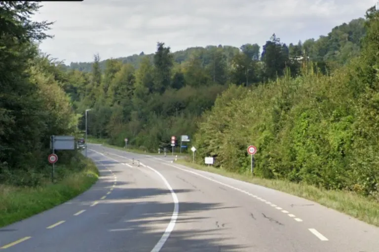 Stadt Bern – Vier Personen bei Frontalkollision verletzt
