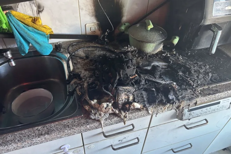 Bronschhofen SG – Küche in Brand