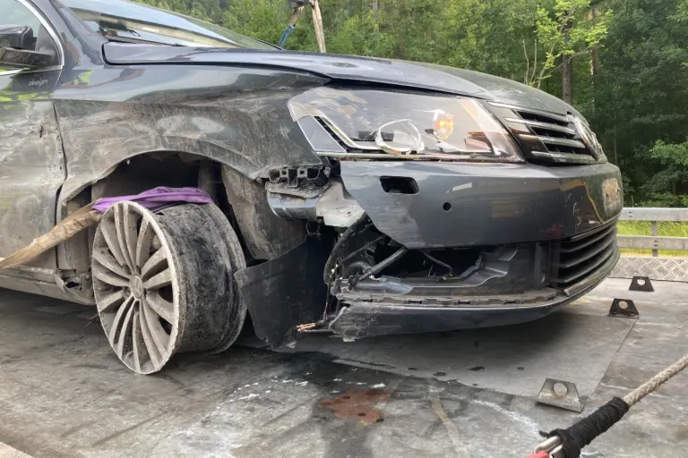 Mollis GL - Unfall auf der Autobahn A3