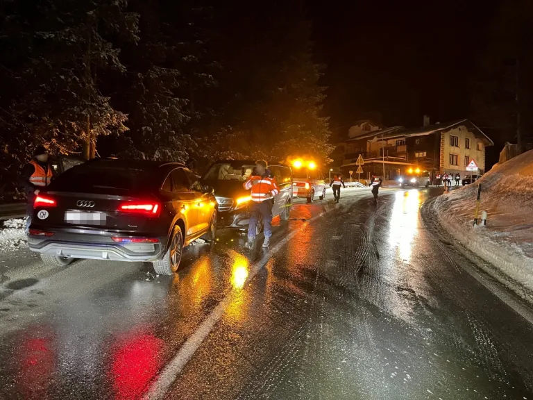 Davos Wolfgang GR – Frontalkollision auf dem Wolfgang Pass fordert eine Verletzte