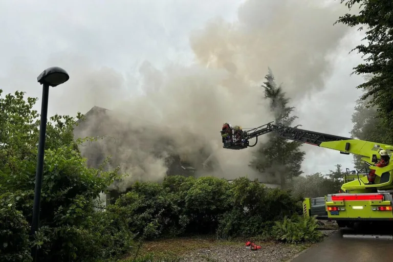 Bertschikon ZH - Brand hinterlässt Einfamilienhaus unbewohnbar