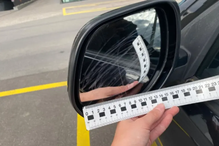 Risch Rotkreuz ZG - Neun Autos mutwillig zerkratzt 