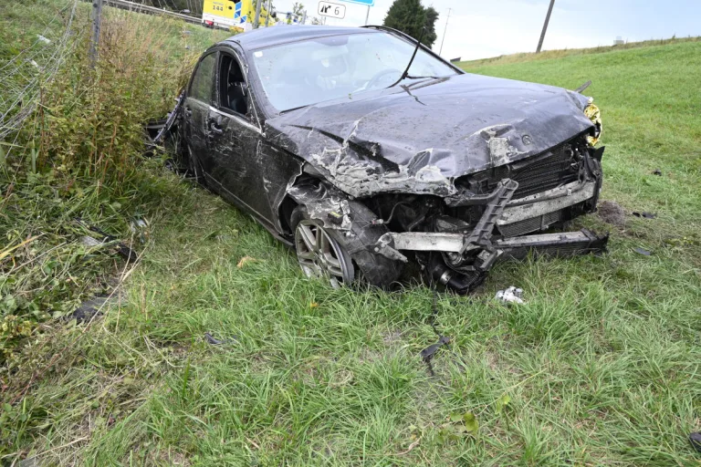 Salez SG – Junger Lenker nach Unfall lebensbedrohlich verletzt