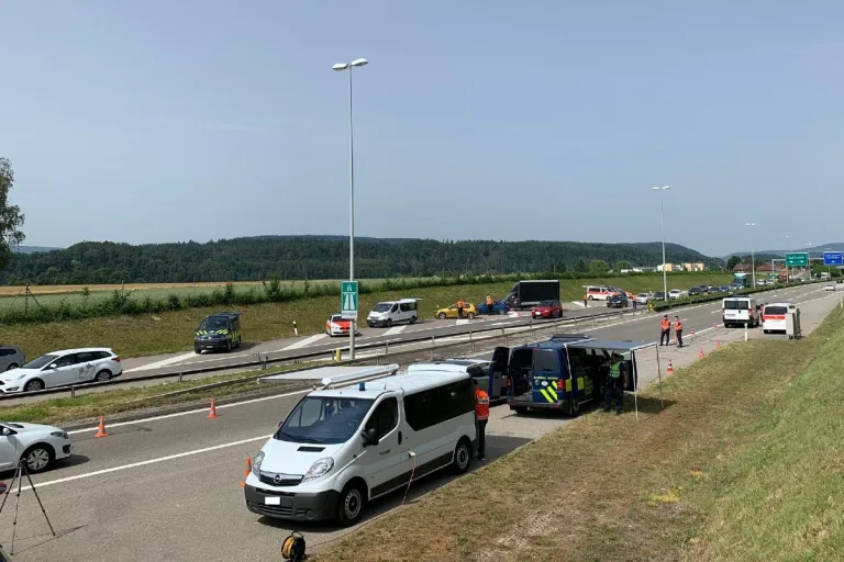 Bezirke Bülach und Dielsdorf - Heute wurden regionale Polizeikontrolle