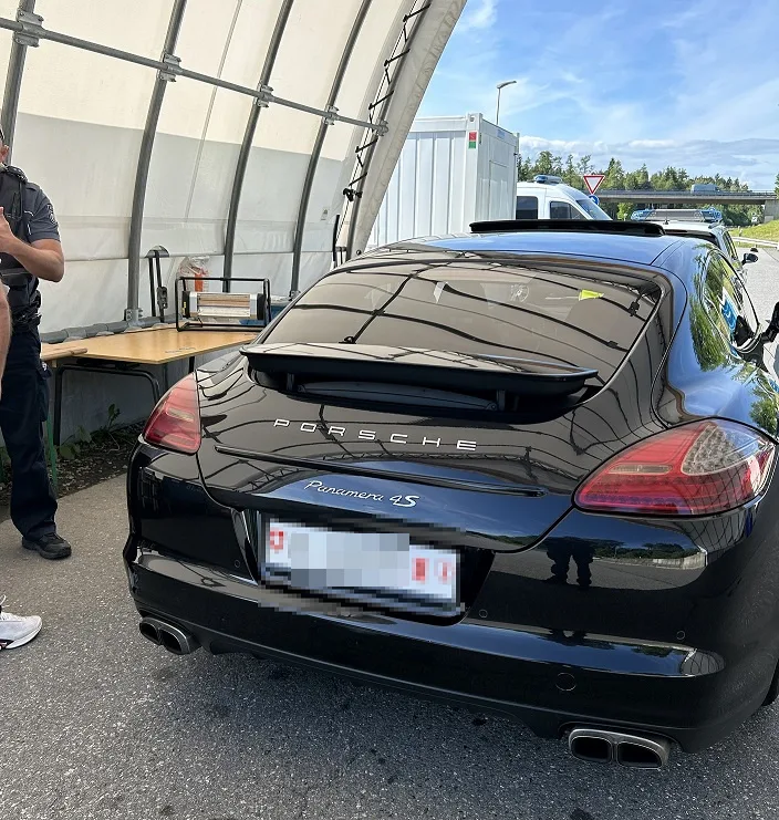 Lindau – Porsche aus der Schweiz nachverzollt