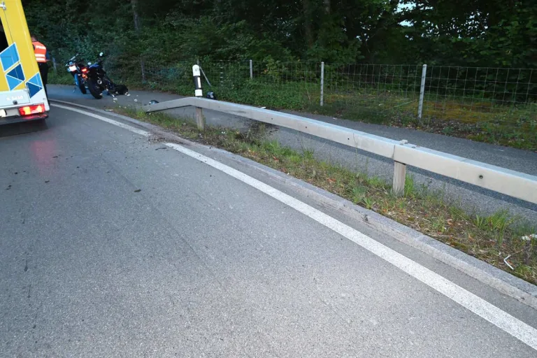 Schwarzenbach SG - Motorradfahrer (18) bei Unfall gestürzt und verletzt