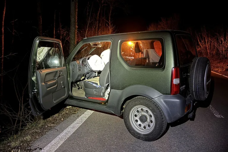 Totalschaden in Mitlödi GL - Seniorin nach Unfall im Spital