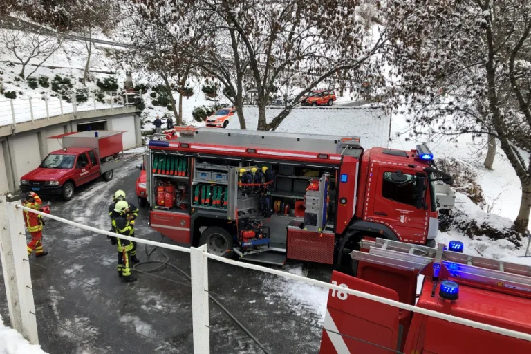 Feuerwehreinsatz in Bitsch VS - Reihenhaus gerät in Brand