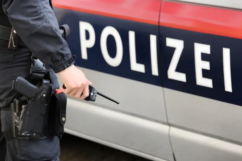 Wien - 13-Jährige verletzt 14-Jährige mit einem Stanleymesser